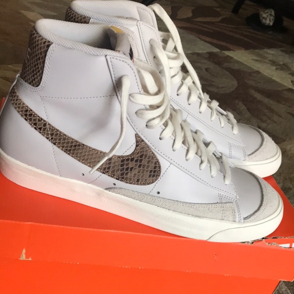 Nike Other - Nike Men's Blazer Mid '77 Vintage Reptile